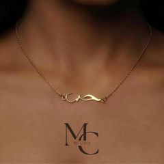 قلادة الحب الذهبية