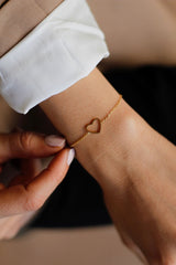 Heart-Shaped Gold Bracelet